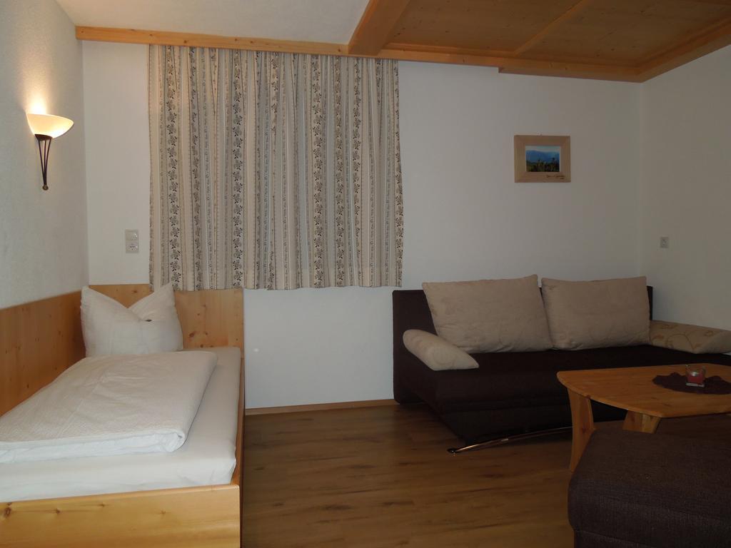 Haus Panoramablick Apartment Zellberg Exterior photo