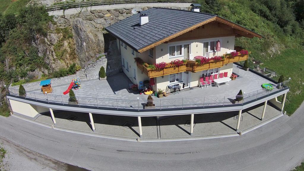 Haus Panoramablick Apartment Zellberg Exterior photo